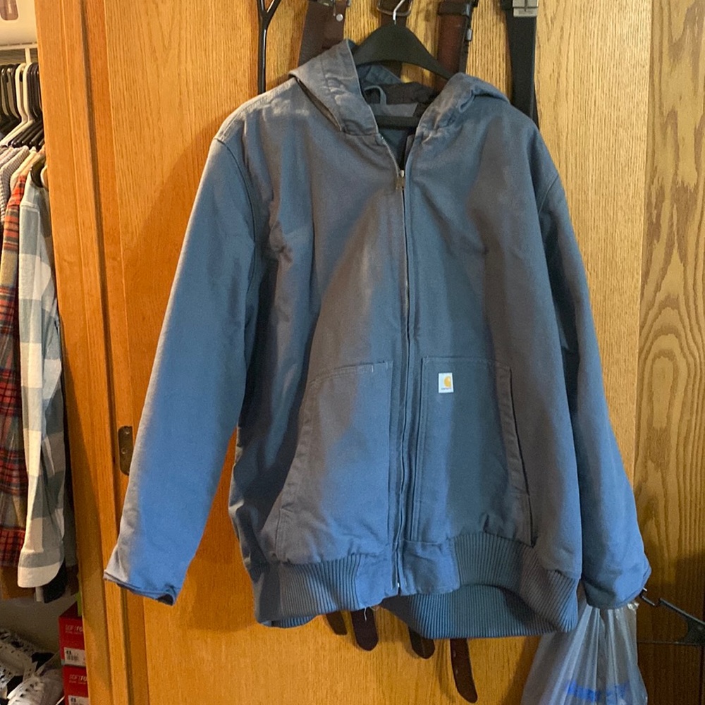 Women’s carhartt coat